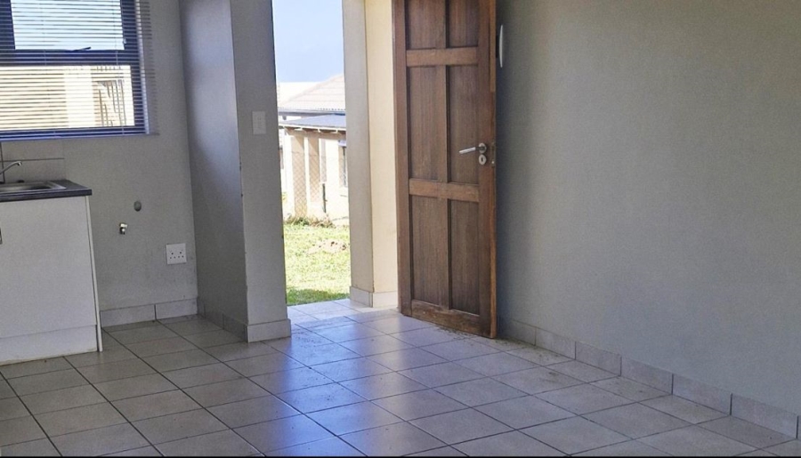 2 Bedroom Property for Sale in Kidds Beach Eastern Cape